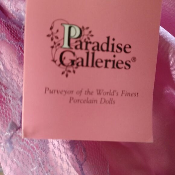 Porcelain Angel Doll With Purple Dress & Gold Accents By Paradise Galleries - Picture 5 of 8